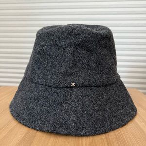 CHANEL cashmere wool bucket hat (size M)